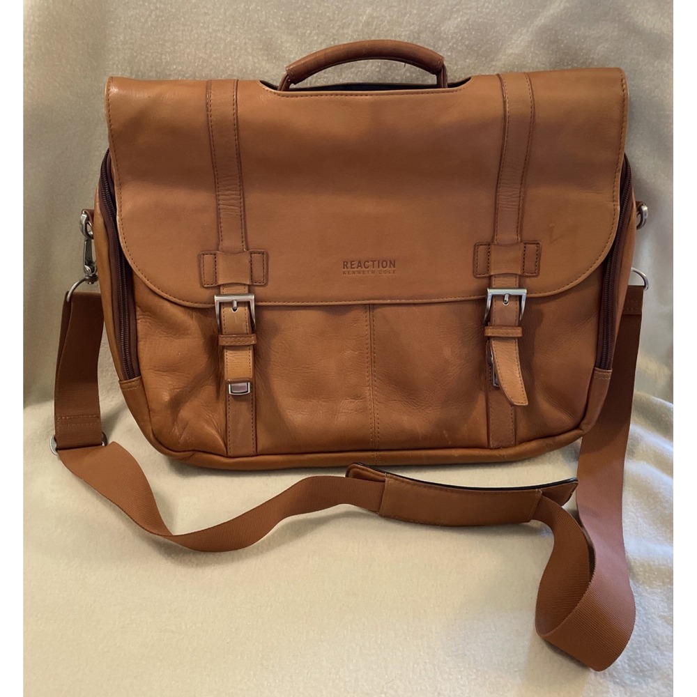 Kenneth Cole Reaction Carmel Leather Multiple Pocket Messenger Laptop Briefcase